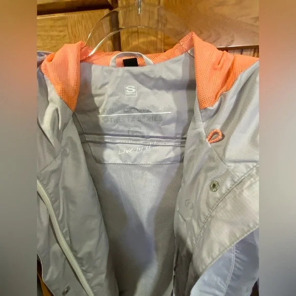 Free Country Light Gray and Coral Jacket - Picture 5 of 6